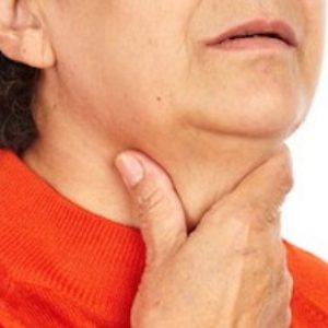 Болит горло и ухо: что делать и чем лечить, если трудно глотать